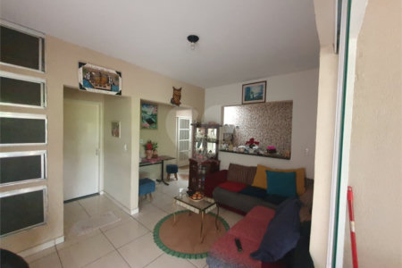 Casa no Parque Santa Felicia