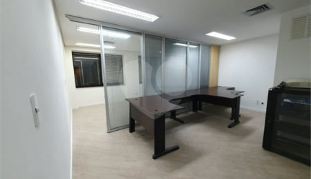 Sala à venda em Cidade Monções, São Paulo, SP