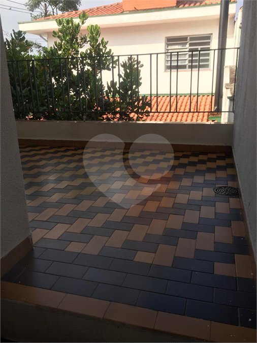 Sobrado à venda no Planalto Paulista c/330m2 - 3 Quartos/1 Suite/ 4 Vagas na garagem - Metrô S.Judas
