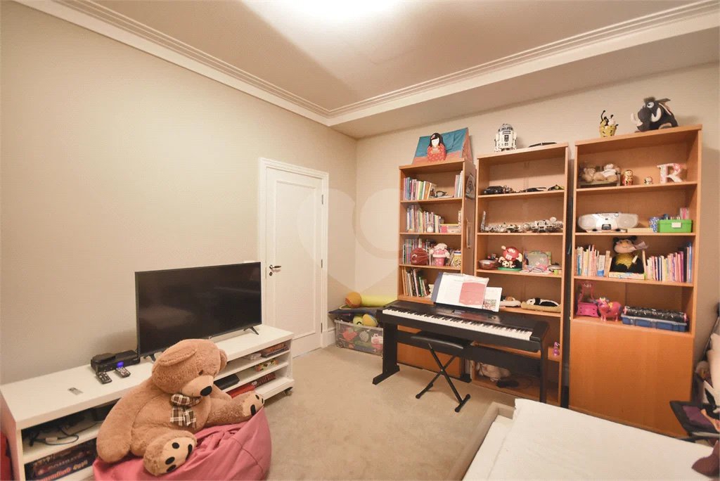 Casa impecável em terreno de 546m2