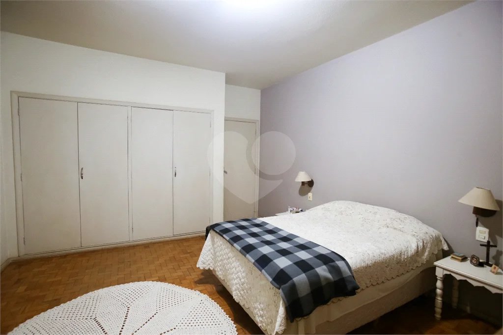 Casa à venda com excelente localização comercial