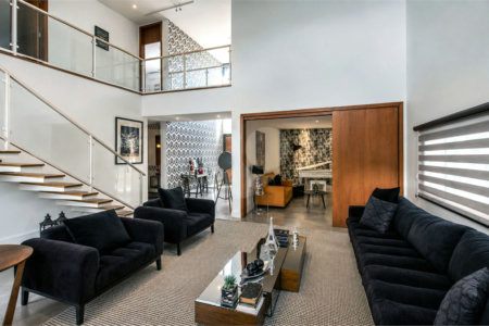 Casa de Alto Padrão à Venda no Residencial Campos do Conde – Santana de Parnaíba/SP