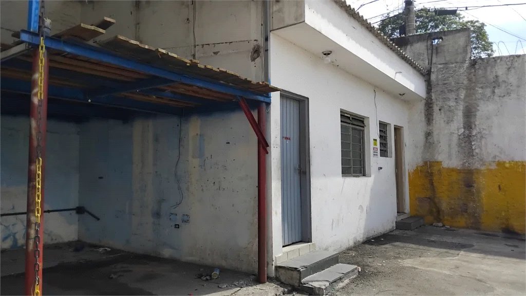 Terreno para alugar em Jardim Ivana, São Paulo - SP