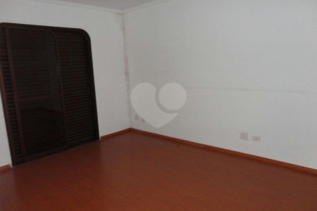 APARTAMENTO PARA VENDA OU LOCAÇÃO COM 6 DORMITÓRIOS ALTO PADRÃO