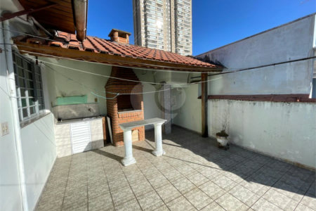 Casa à Venda com 120 m² | 2 Dormitórios | 3 Banheiros | Próximo ao Metrô Belém