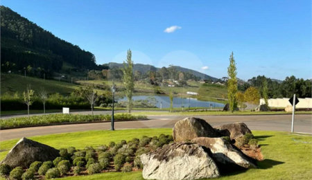 Terreno à venda no condomínio Serras Altas Golf Estate, Poços de Caldas - MG