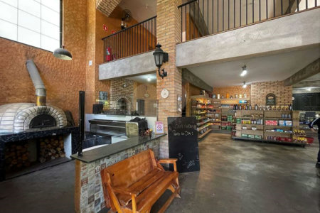 Casa de Alto Padrão à Venda e Locação - Condomínio Vila Verde