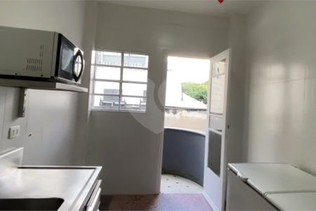 Apartamento 2 dormitorios, sala, cozinha sem vaga ,no bairro Republica