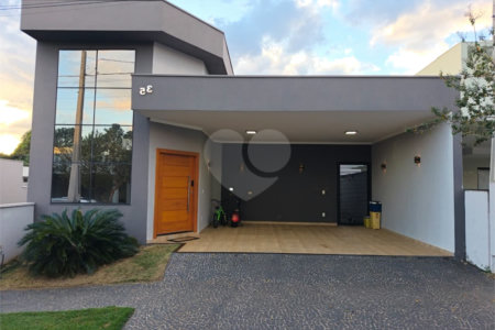 Casa 3 quartos 3 suítes Faixa Azul com piscina aquecida