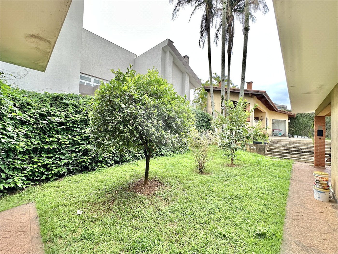 Casa á venda – Granja Viana