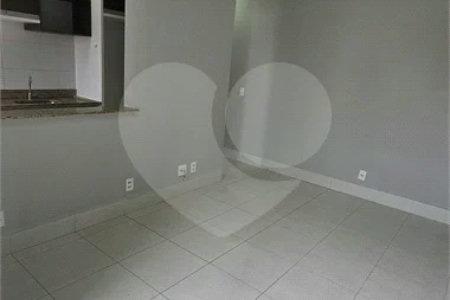 Apartamento Locação Condomínio Vista Verde 03 dormitórios 01 suíte