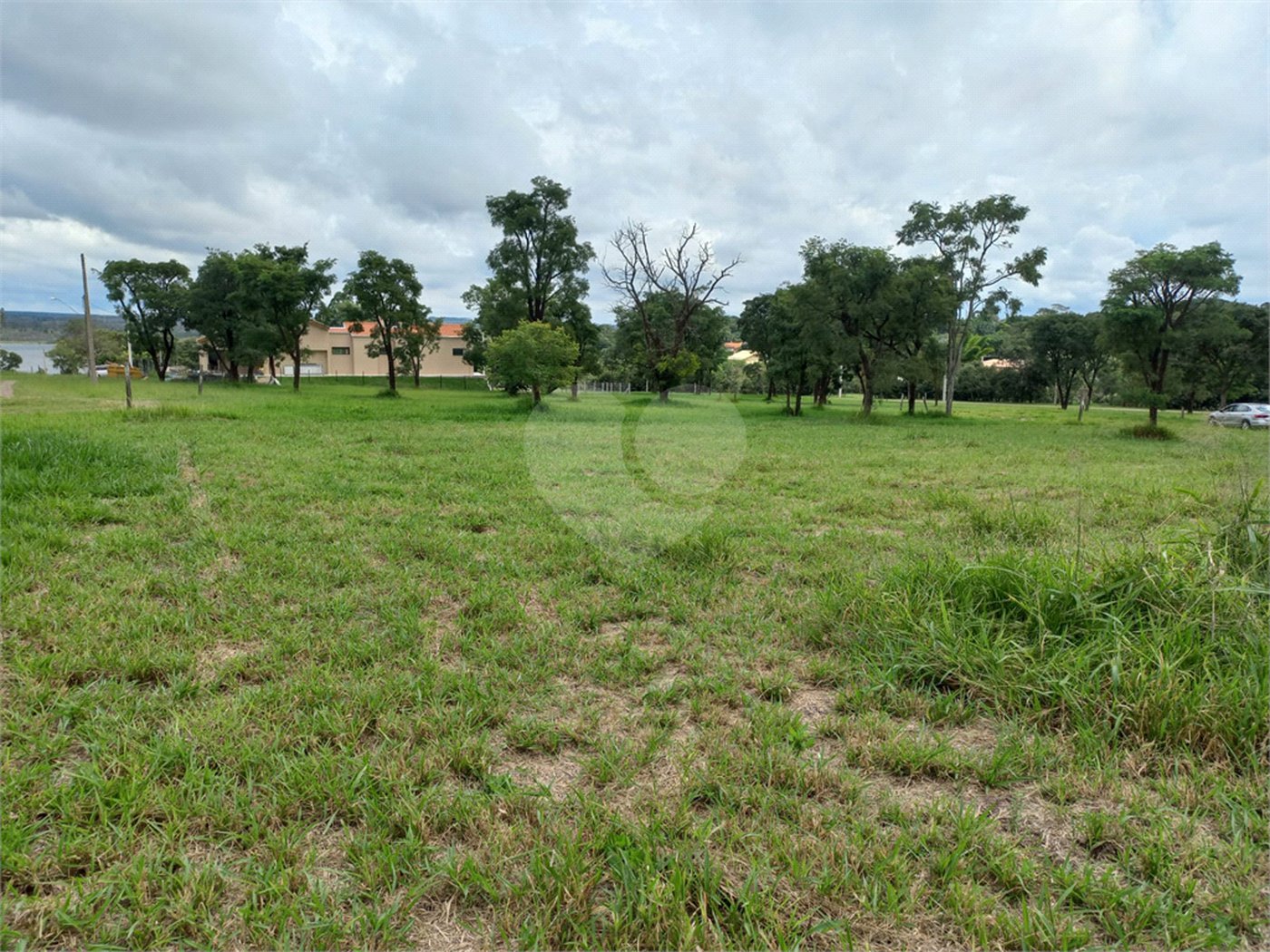 Loteamento Residencial no Condomínio Vila Pinhal do Broa