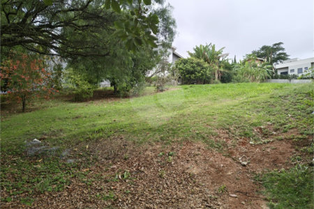 Lote à Venda no Porto Atibaia – 1.300 m² com Vista Privilegiada