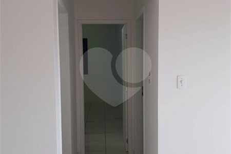 Apartamento no Condomínio Residencial Hadad.