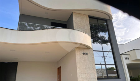 Casa à venda com 3 quartos, sendo 1 suíte,  no condomínio Reserva Aquarela, São Carlos - SP