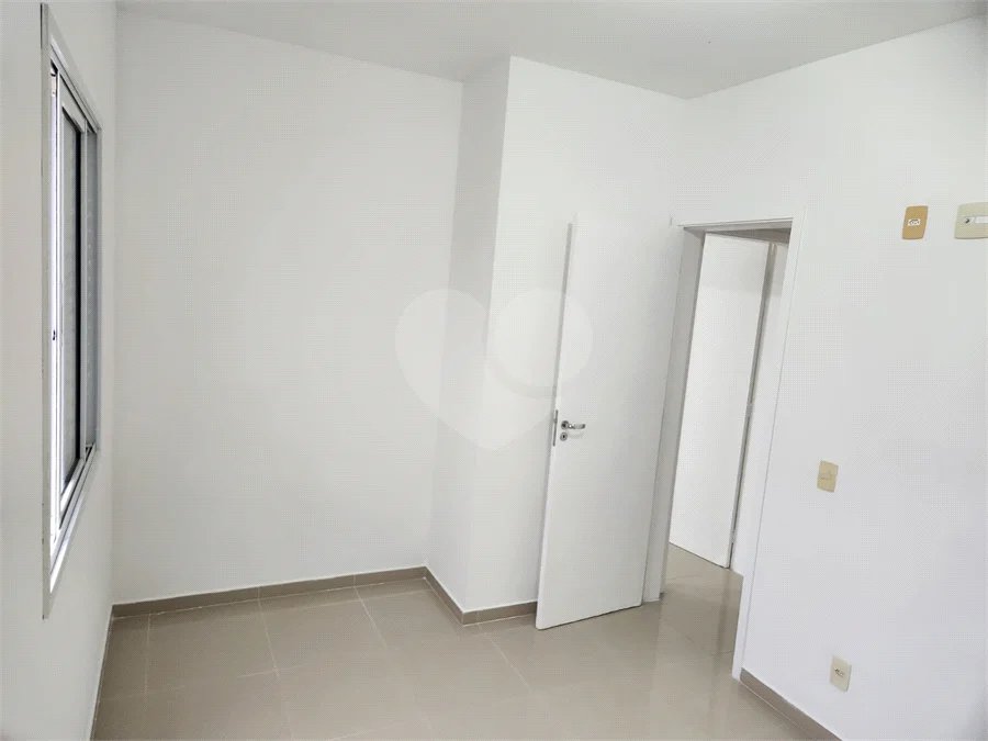 Apartamento para alugar com 2 quartos, sendo 1 suíte,  em Villa DI Cesar, Mogi das Cruzes, SP