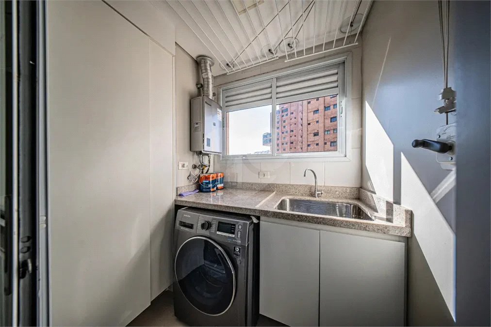Apartamento à venda com 3 suítes em Jardim Fonte do Morumbi, São Paulo, SP
