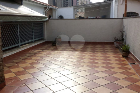 Casa com 3 dorm, 2 suítes, área gourmet, 4 vagas na Mooca