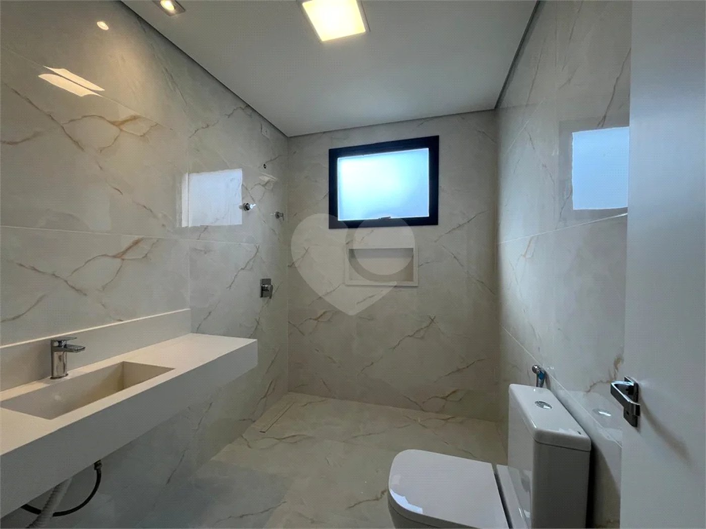 Excelente Casa Plana no Condomínio Bela Vista