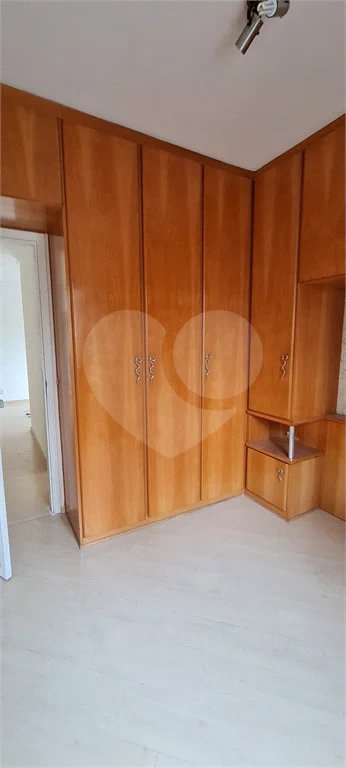Apartamento 2 quartos (1suíte) 1 vaga na rua Piracema próximo a Saint Tropez