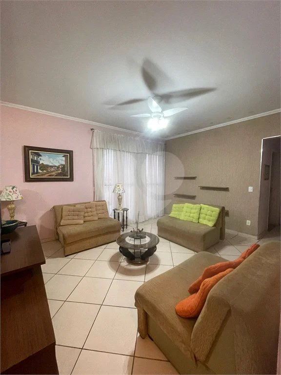 Salto- Sp - Locação - apto com 75 ms - mobiliado -Edificio Vivendas da Vila II - sexto andar - Apto mobiliado - 2 dorms, sala 2 ambiente, cozinha planejada, lavanderia, banheiro social, sacada, 01 vaga de garagem coberta - Aluguel - R$ 1.600,00 mais condominio - R$ 1.050.00 - iptu - R$ 100,00