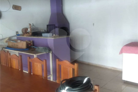 Casa a venda com 3 dormitórios sendo uma suíte em Ibaté