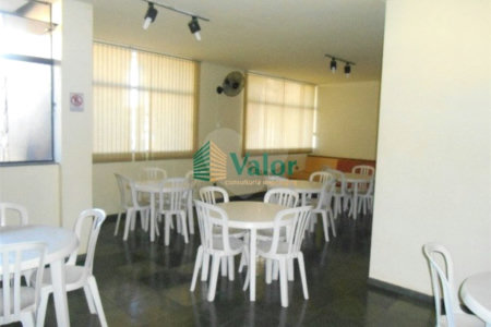Apartamento com 3 dormitórios.