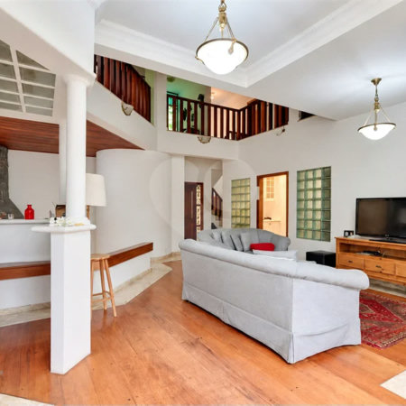 Casa à venda com 3 quartos, sendo 2 suítes,  em Interlagos, São Paulo, SP