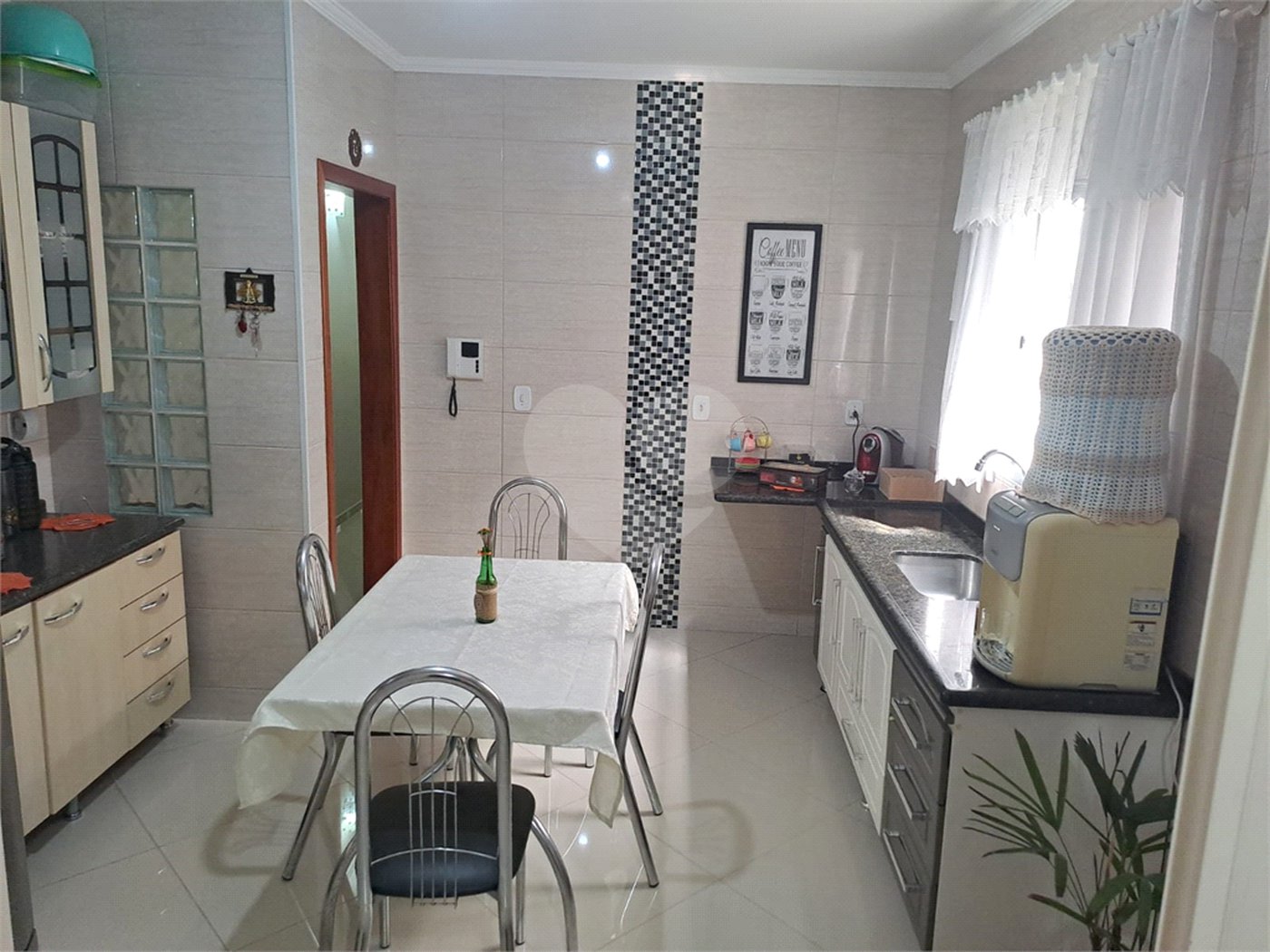 Casa à venda com 3 quartos em Popular III, Louveira, SP