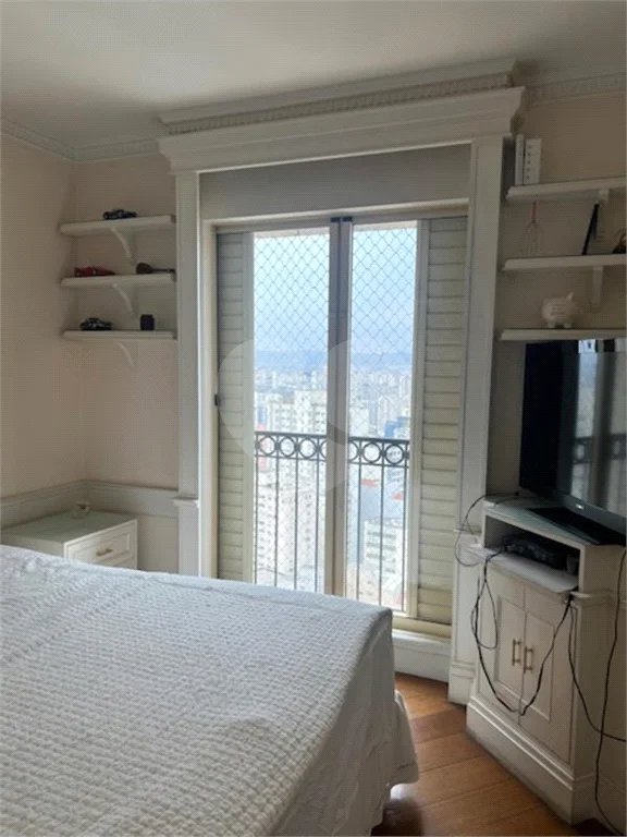 Apartamento à venda com 4 suítes em Santa Cecília, São Paulo, SP