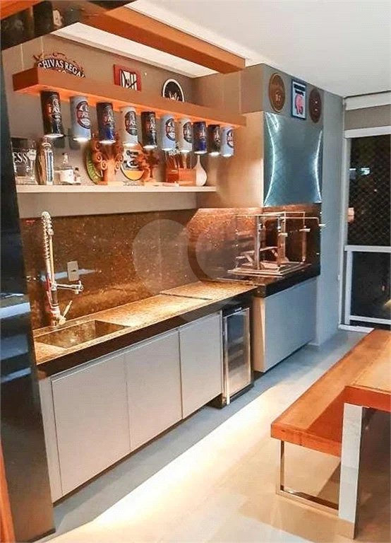 Apartamento 204 m² à Venda - Mooca, 4 suítes 4 vagas,Condominio Clube.