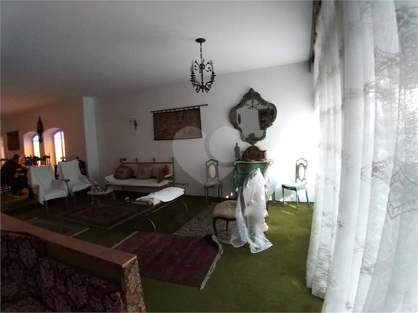 COMERCIAL AO LADO DE CONGONHAS - OPORTUNIDADE