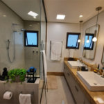 Apartamento de 257m² a venda em Moema, reformado, 4 dorms, 3 suítes, fora de rota,, 4 vagas