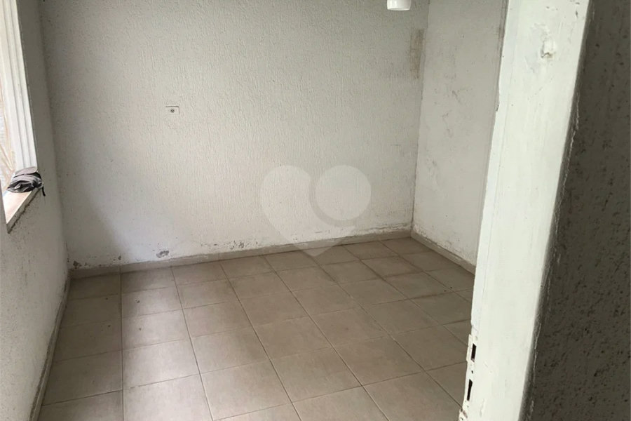 Casa à venda com 4 quartos em Vila Ipojuca, São Paulo, SP