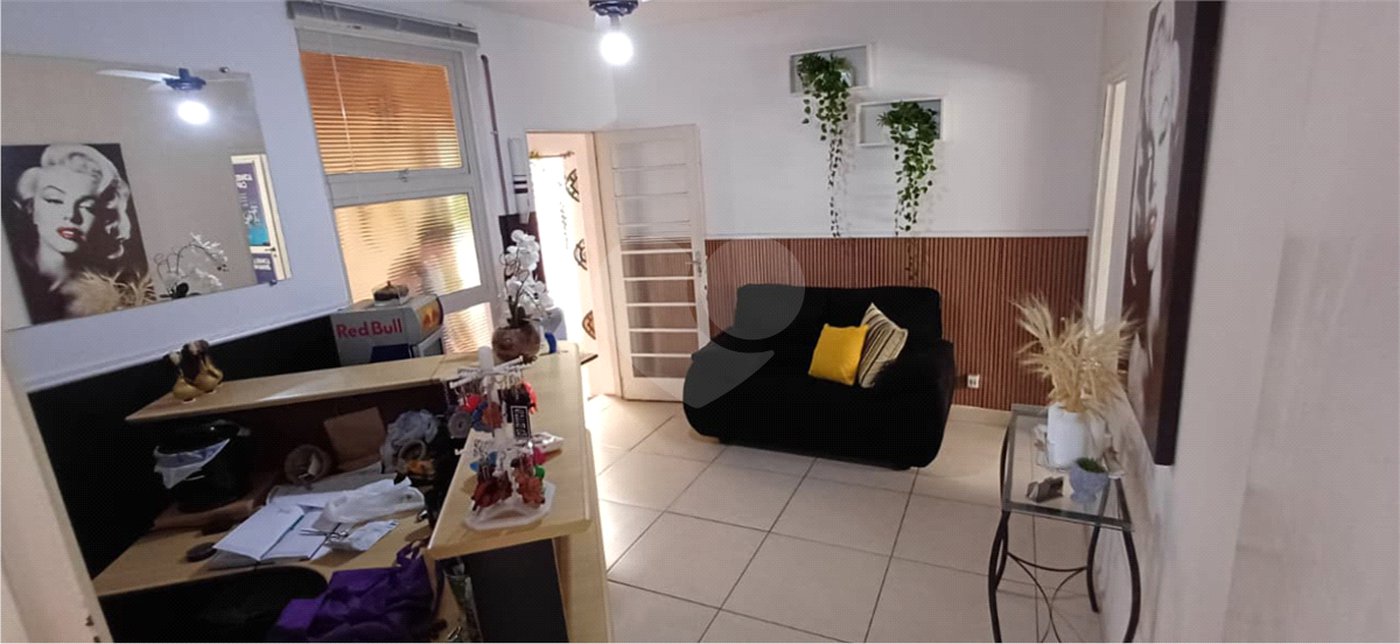 Oportunidade Única no Centro de São Carlos: Imóvel Versátil para Residência ou Negócio