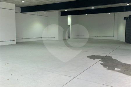 PRÉDIO / GALPÃO COMERCIAL À VENDA OU LOCAÇÃO Jardim Arapongas • Guarulhos/SP
