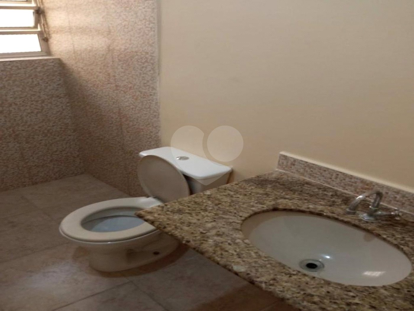Excelente sobrado, recém reformado, Venha fazer uma visita.