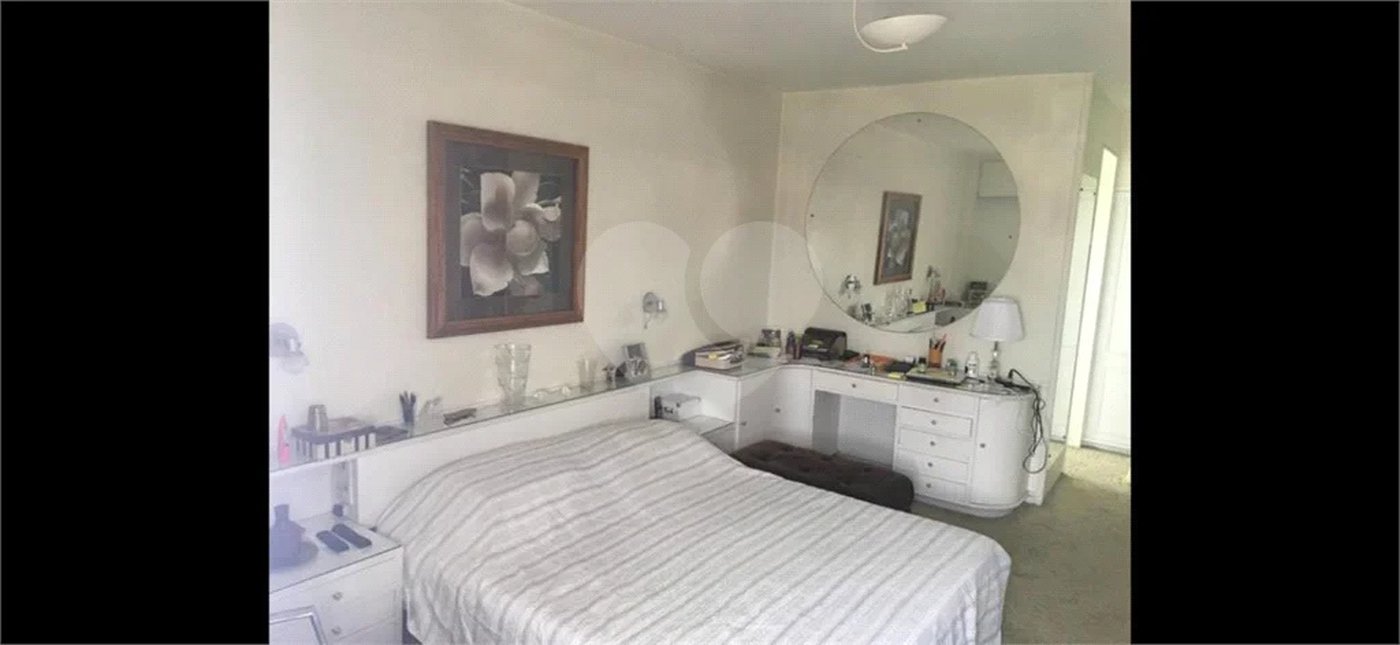 Lindo apartamento em ótima localização na Mooca!