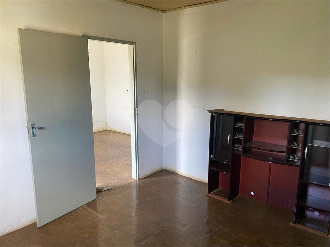 Casa térrea para venda na Vila Faria.