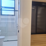 Casa a venda com 04 suítes área gourmet e 6 vagas para autos em condominio fechado Atibaia