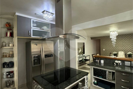 Sobrado a venda | 370m² | 3 dormitorios ( 3 suites) | 3 vagas na Saude