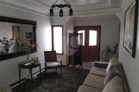 Casa/Sobrado para venda na Vila Prado