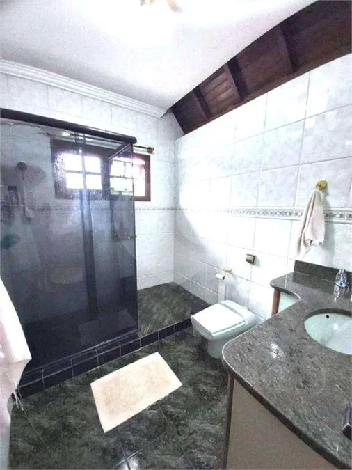 Casa à venda no Condomínio Vista Alegre Sede em Vinhedo/SP