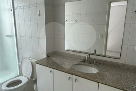 Apartamento duplex de 60m2 com 1 vaga na Vila Mariana