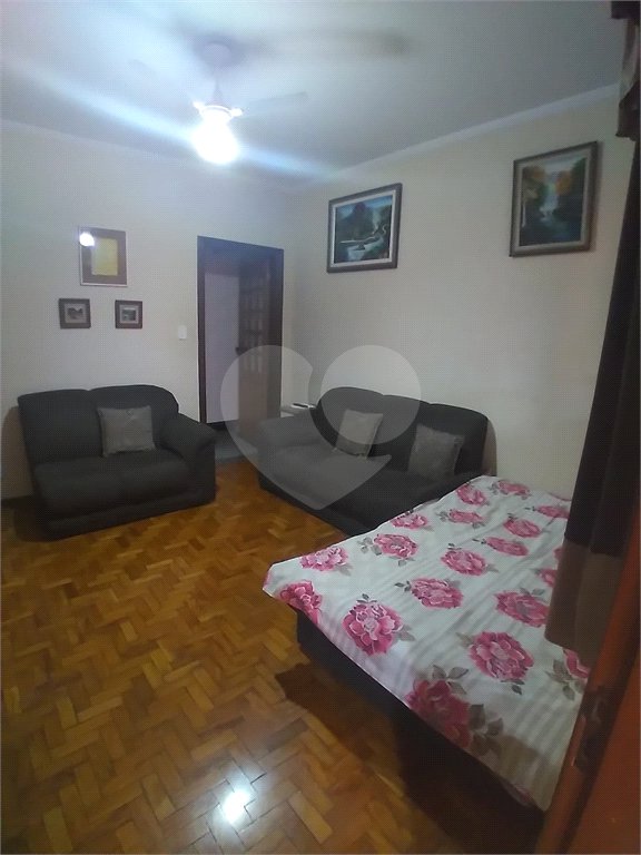 Casa + salão comercial na Vila Vista Alegre