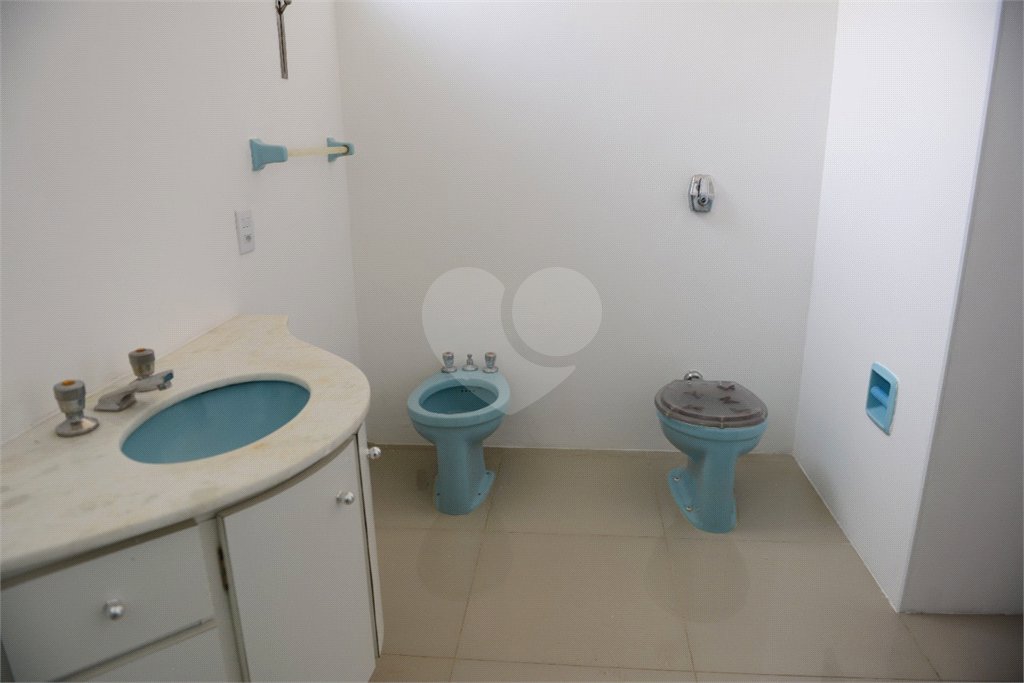 Casa térrea em Araraquara/SP.