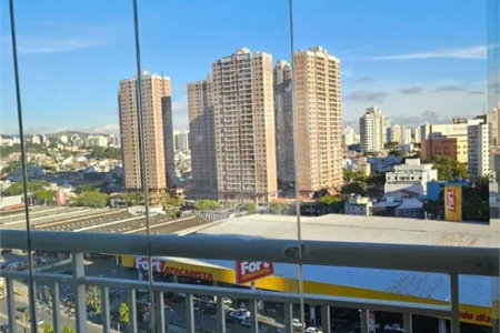 Apartamento de 82,6 m² no Baeta Neves, com 3 dormitórios, 1 suíte, 2 vagas, varanda gourmet com churrasqueira, planejados, ar-condicionado e lazer completo.