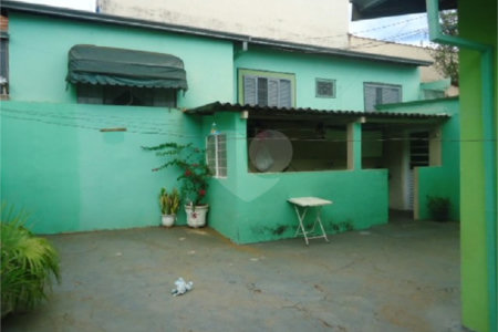 Casa à venda com 3 quartos, sendo 1 suíte, em Azulville I, São Carlos, SP