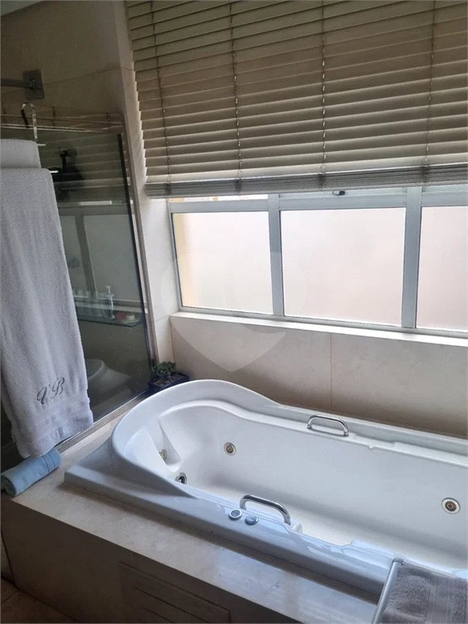 Apartamento à venda com 2 suítes em Cerqueira César, São Paulo, SP