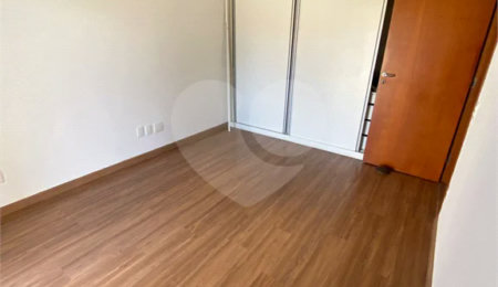 Casa à venda com 2 quartos, sendo 1 suíte,  em Loteamento Nova Primavera, Poços de Caldas, MG